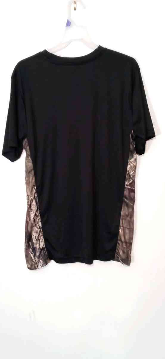 Mens Mossy Oak DriFit Short Sleeve Tshirt Large - Dane, Wisconsin - FleaMarketBay
