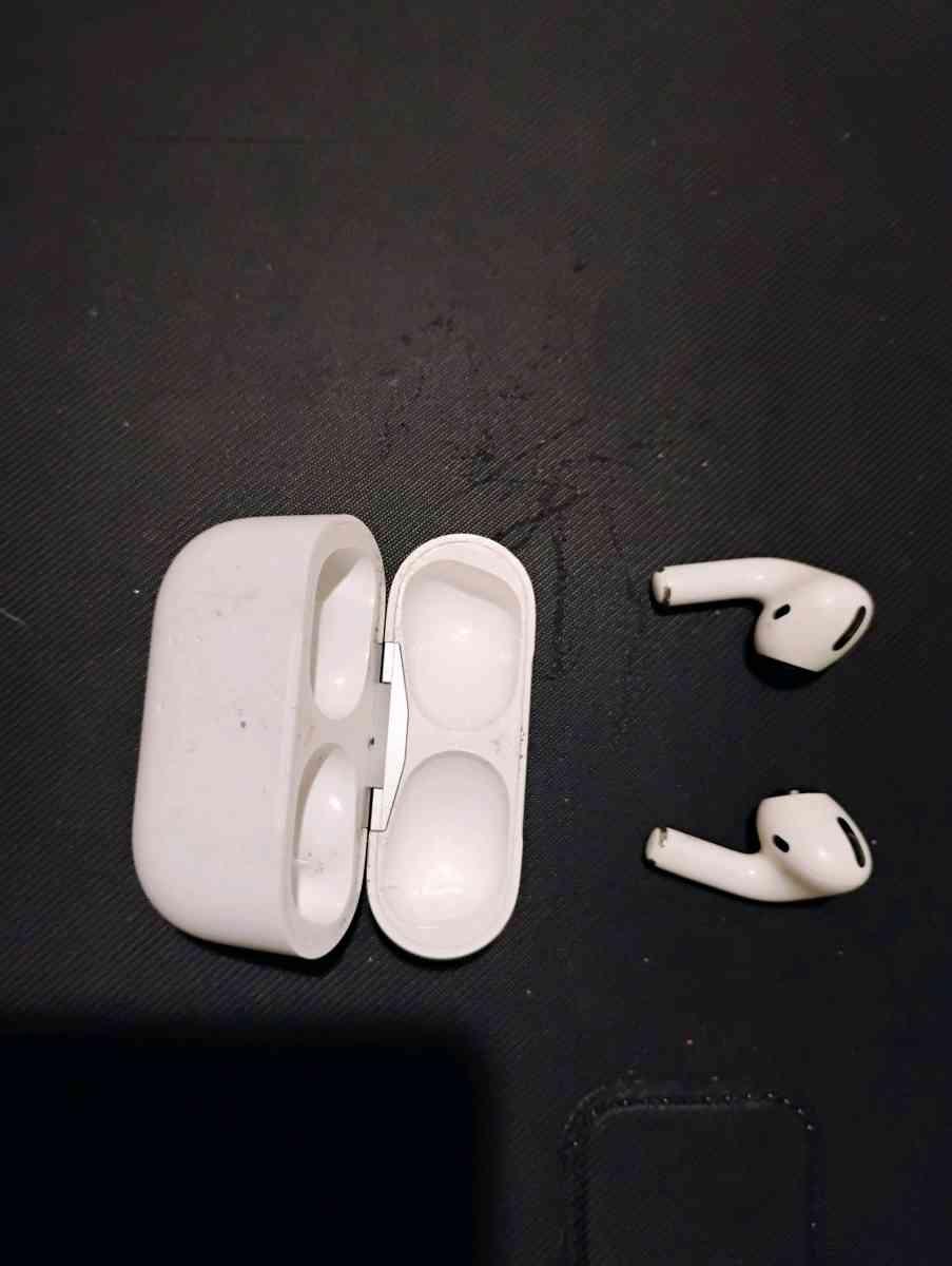 AirPods Pro 2 with Charging Case - Evansville, Indiana