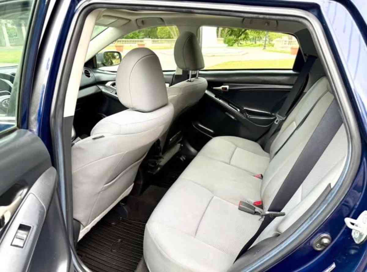 TOYOTA MATRIX S SPORT WAGON 4D - Los Angeles, California - FleaMarketBay