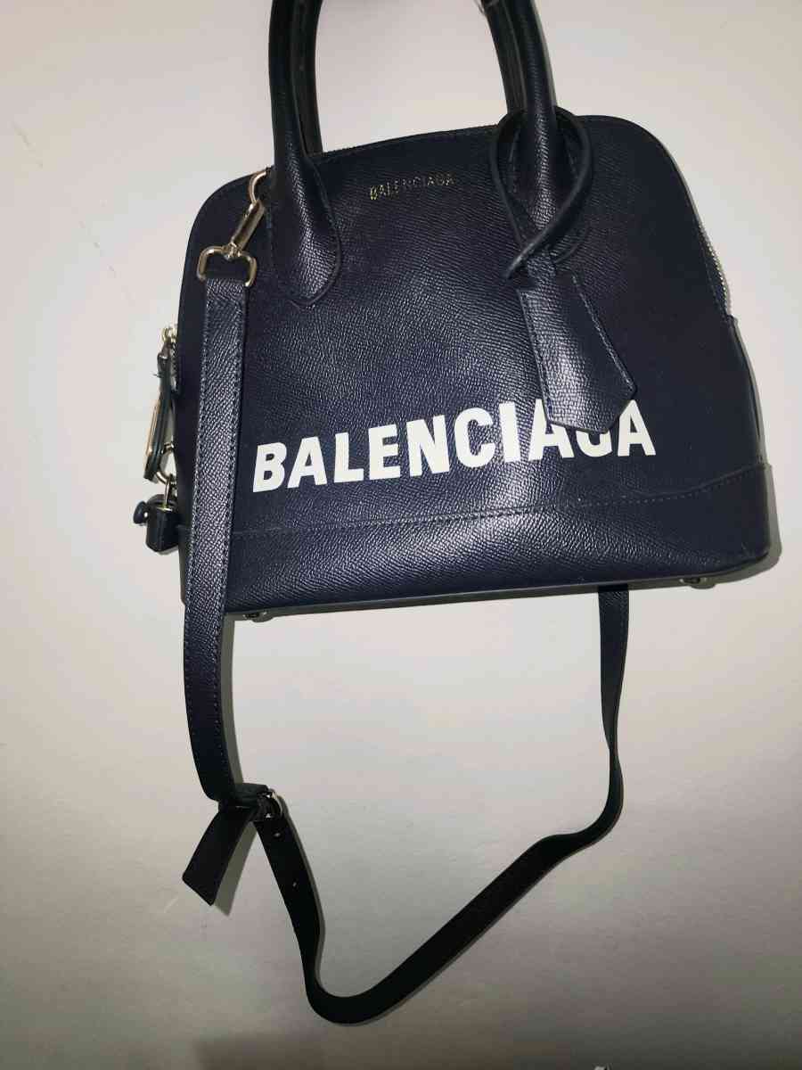 navey blue crossbody bag