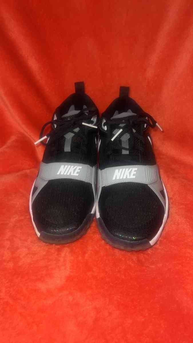 Size 11  Nike Air Zoom Diamond Elite Turf Black Iridescent - North Las Vegas, Nevada - FleaMarketBay