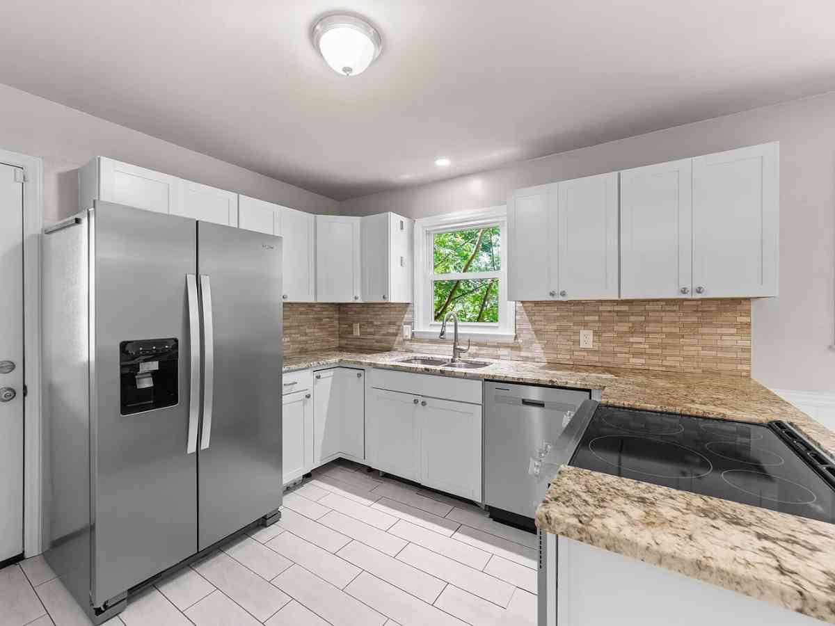 HOUSE FOR RENT - Garner, North Carolina - FleaMarketBay