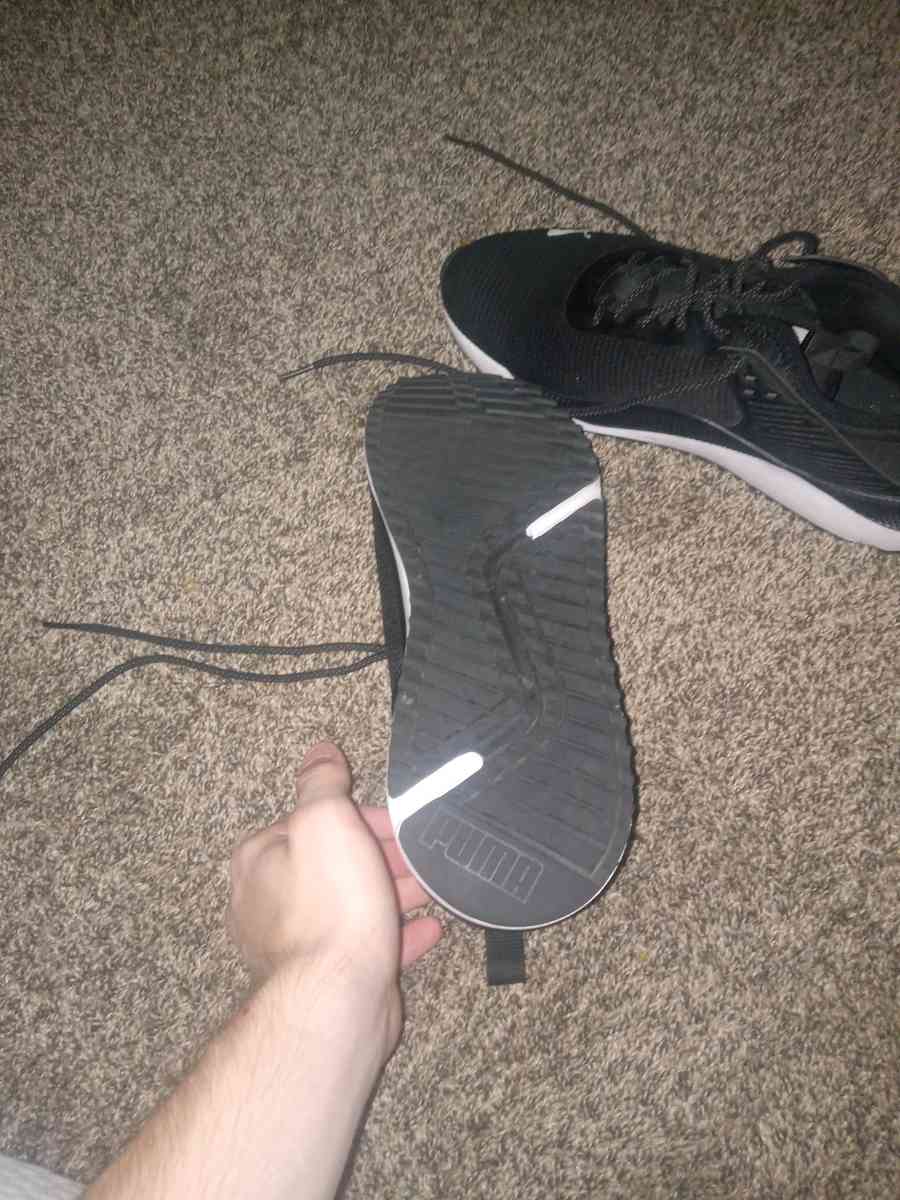 puma running shoes - Assumption, Illinois - FleaMarketBay