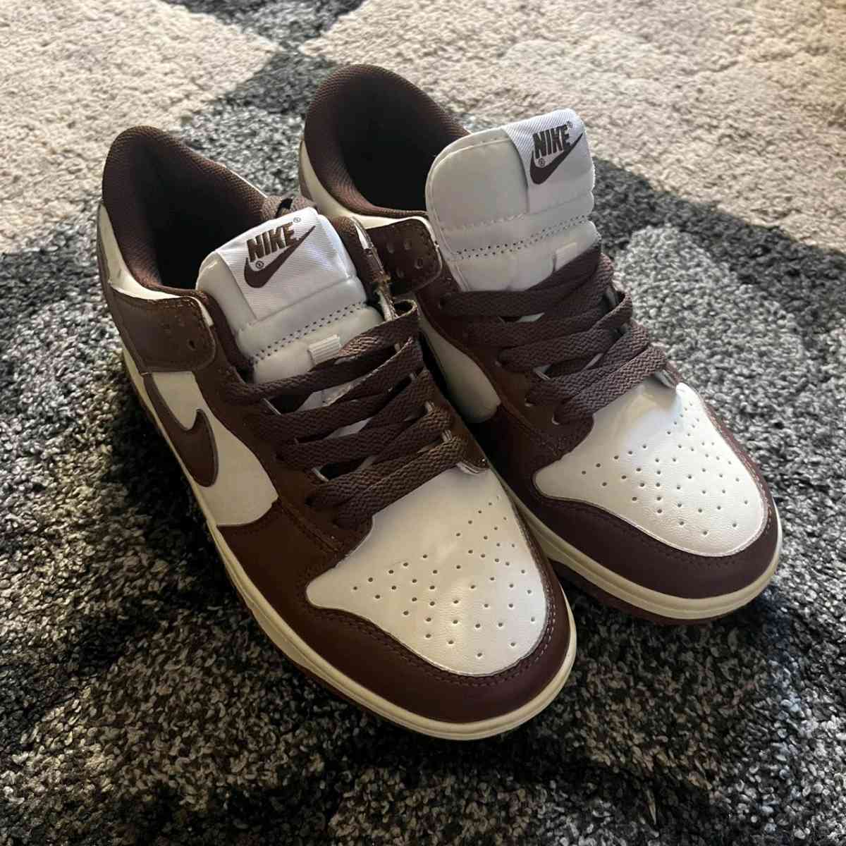 Nike Mens Chocolate Brown and white - Frederick, Maryland - FleaMarketBay