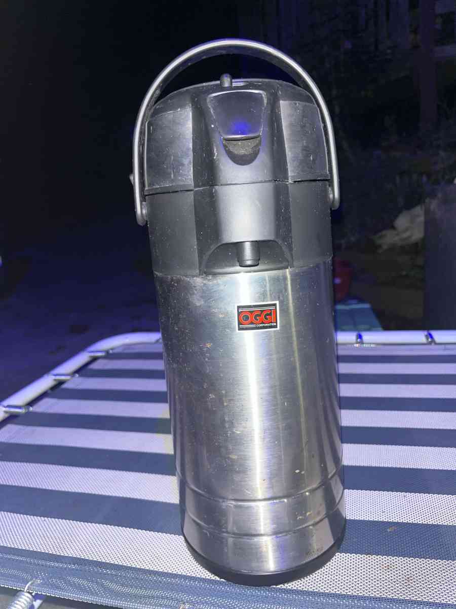 OGGI Coffee Tea Push Dispenser Carafe - Downingtown, Pennsylvania