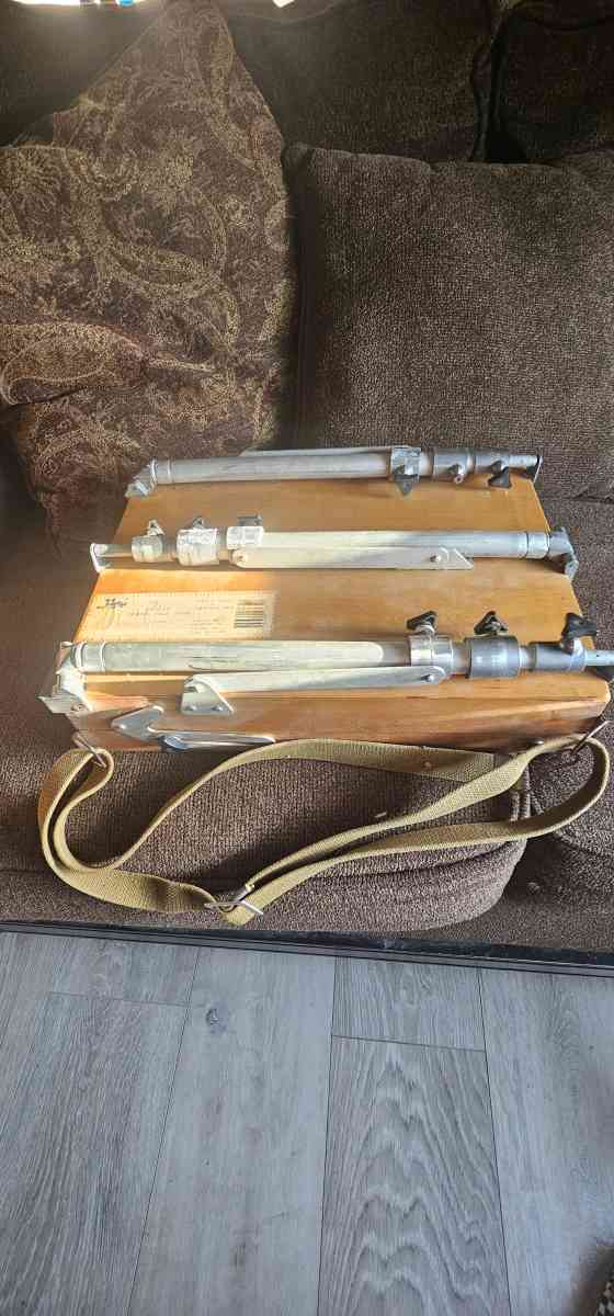 Russia n French field easel - Starks, Louisiana - FleaMarketBay