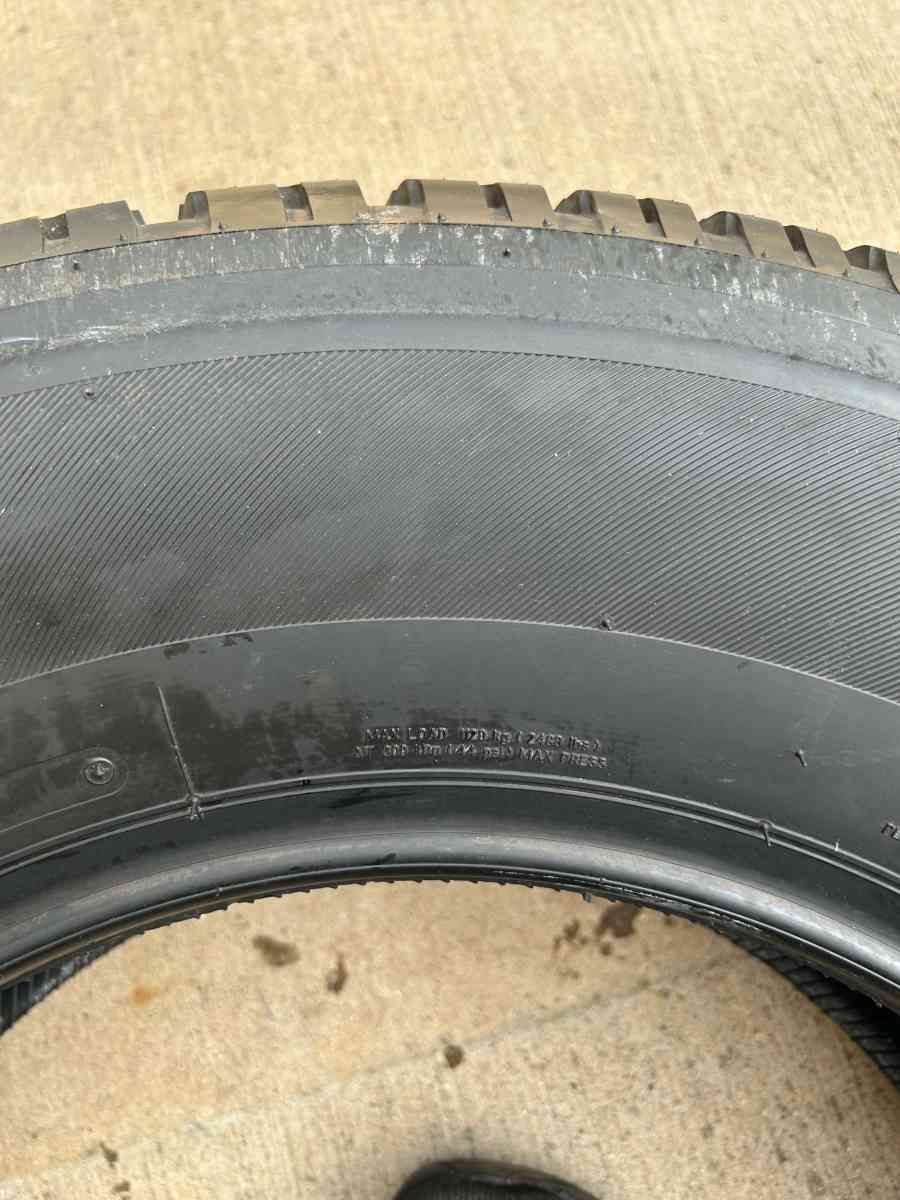 Bridgestone Dueler Tire AT 24575R17 - Bridgeview, Illinois - FleaMarketBay