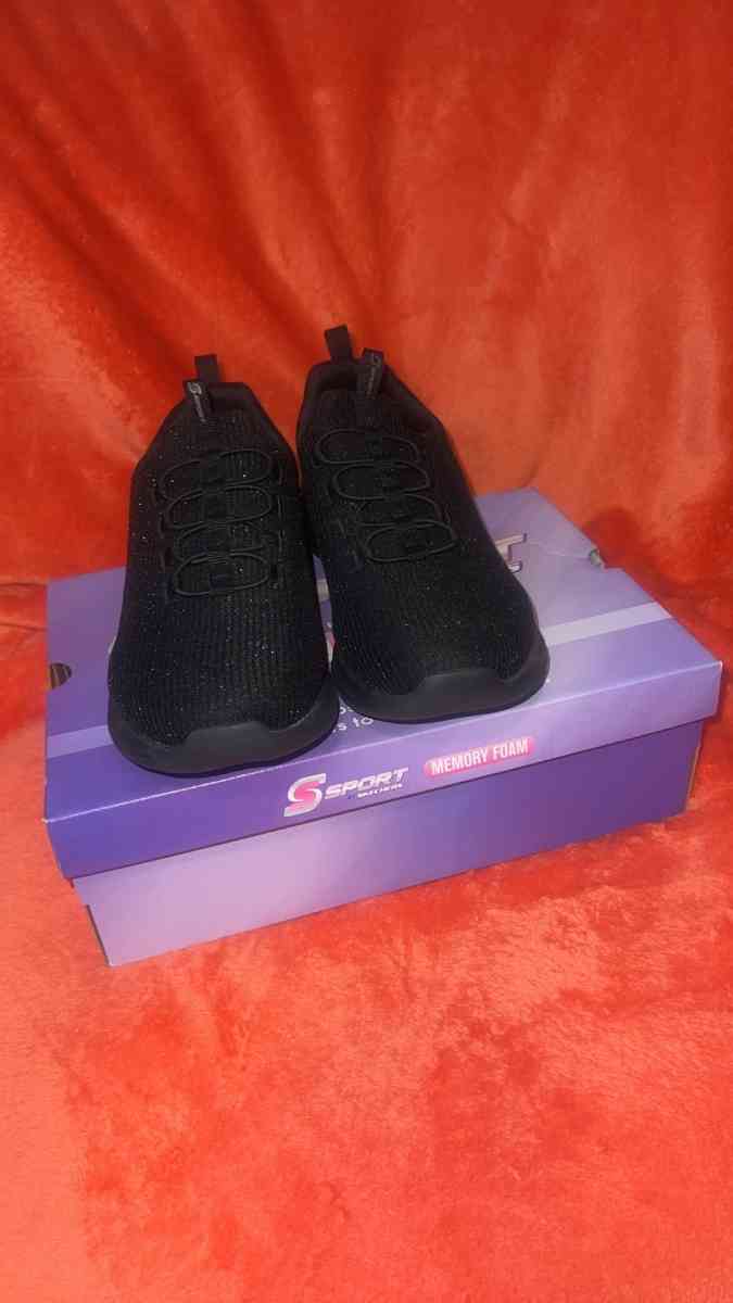 New In Box Skechers Sport black with memory foam womens size - North Las Vegas, Nevada - FleaMarketBay