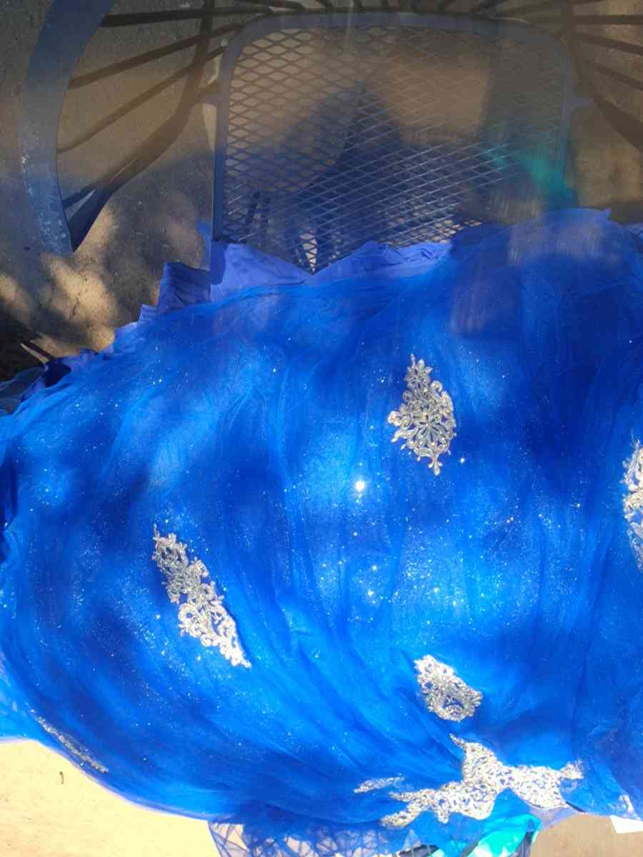 Quinceanera  Royal blue dress - Perris, California - FleaMarketBay