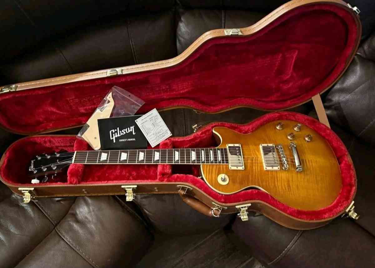 Description Selling my 2023 Gibson Les Paul Standard Greeny - Altamonte Springs, Florida