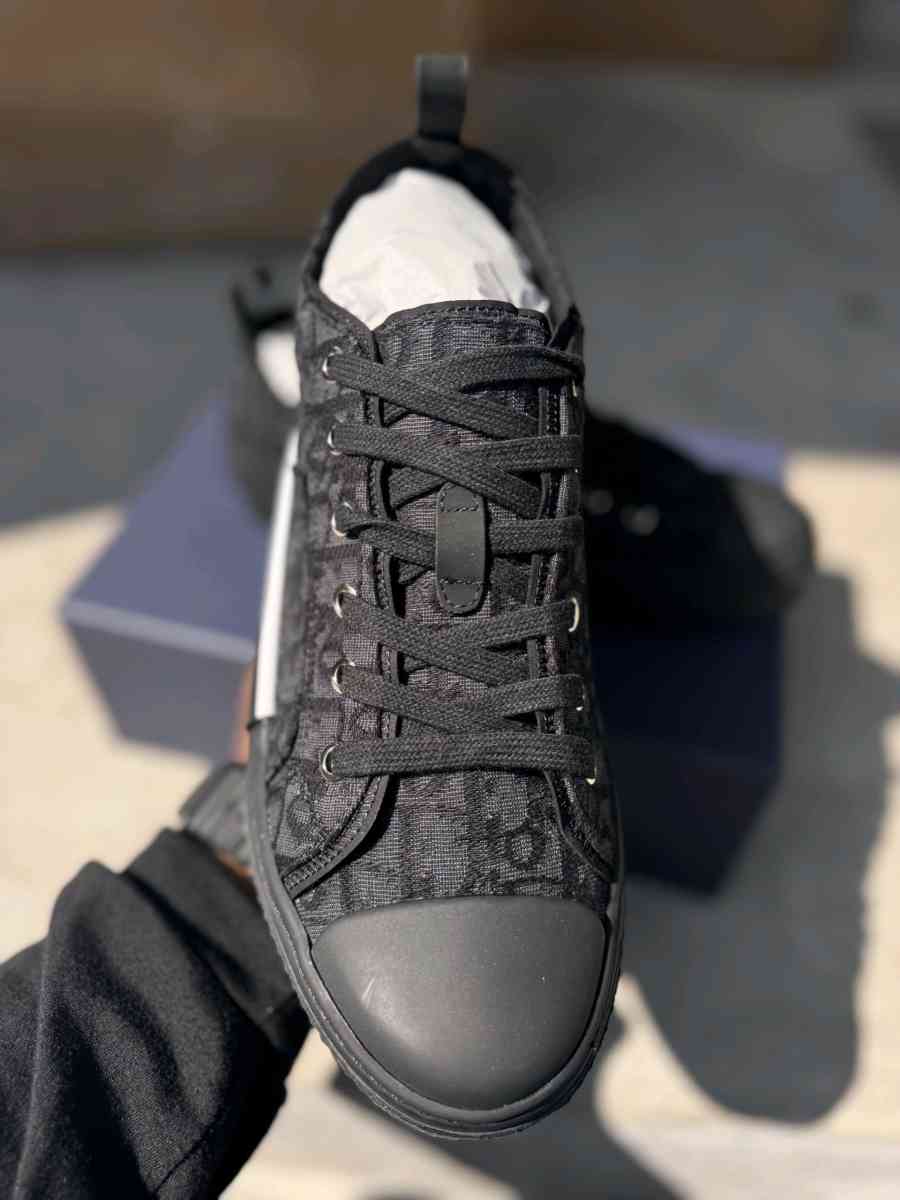 Men shoes - Los Angeles, California - FleaMarketBay