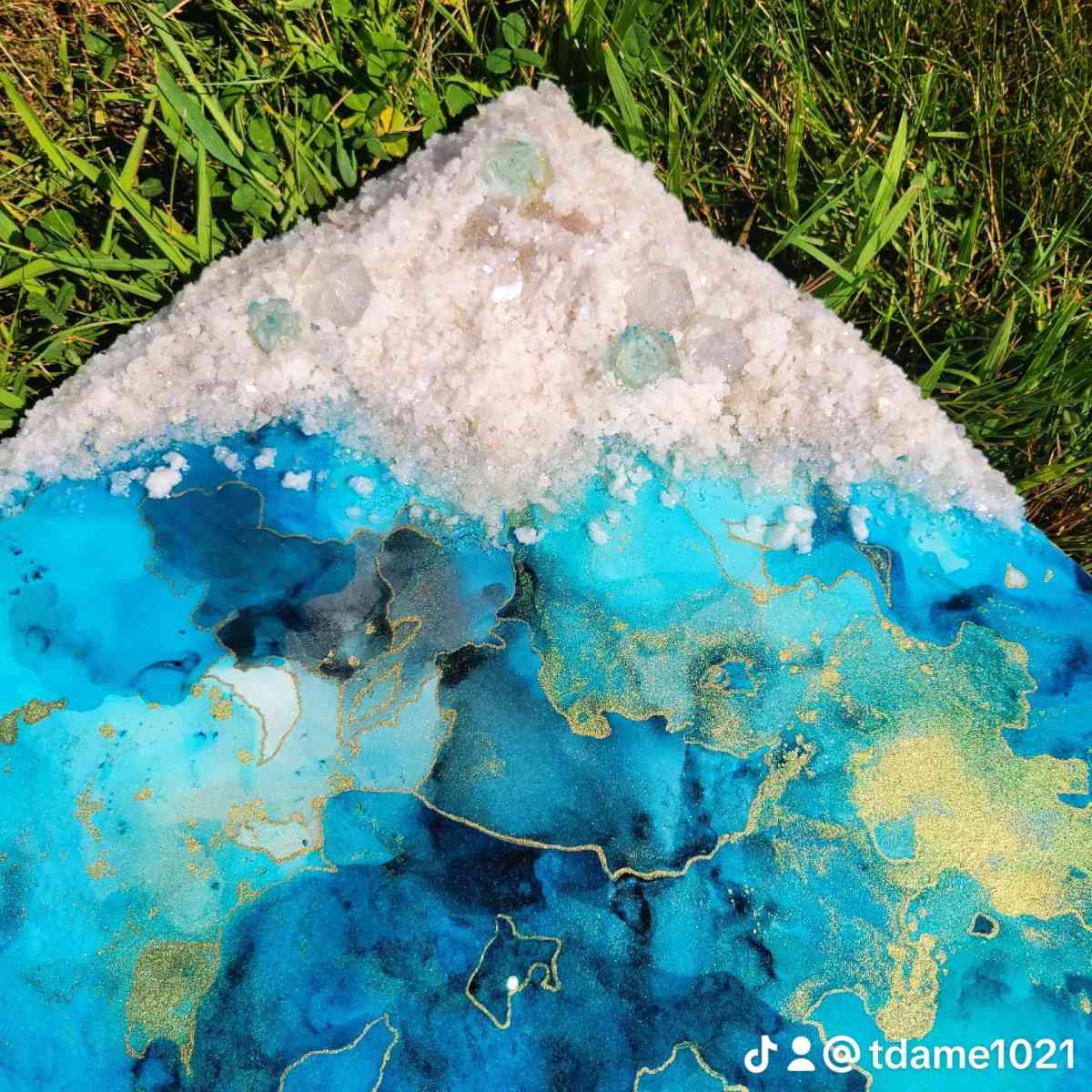 16 x 20 Geode - Rochester, New Hampshire - FleaMarketBay