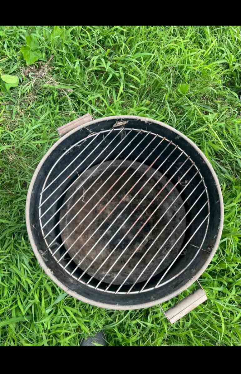 brinkman smoke n grill - Topeka, Kansas - FleaMarketBay