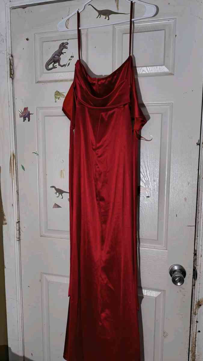 prom dress - Perris, California - FleaMarketBay