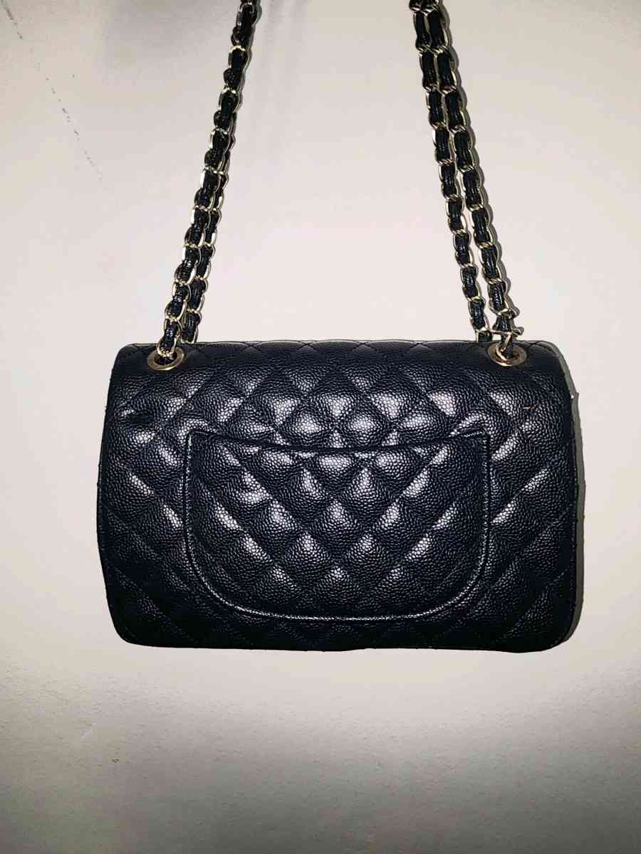 navy blue shoulder bag - Monroe, Michigan - FleaMarketBay