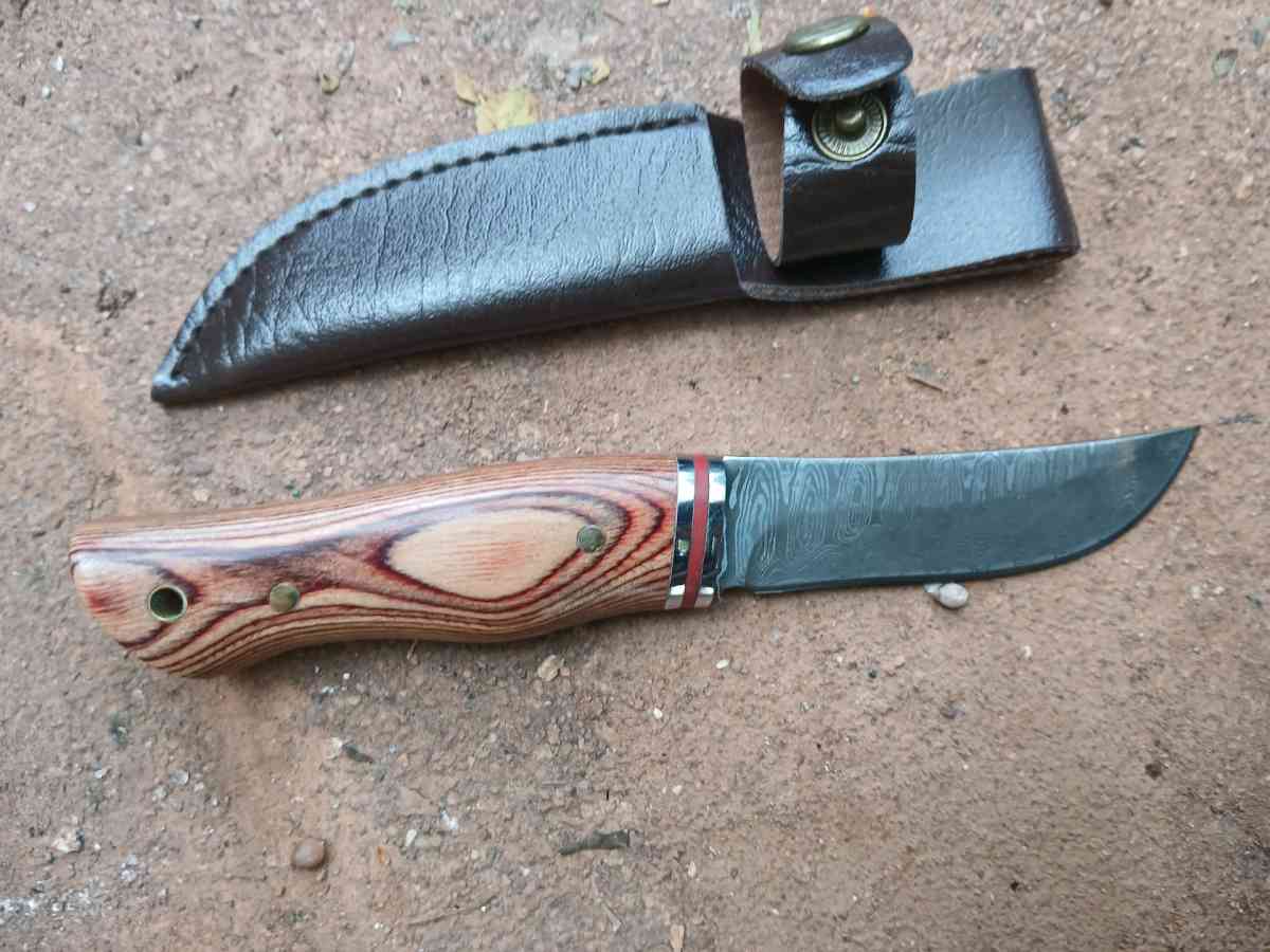 fixed blade Damascus boot knife