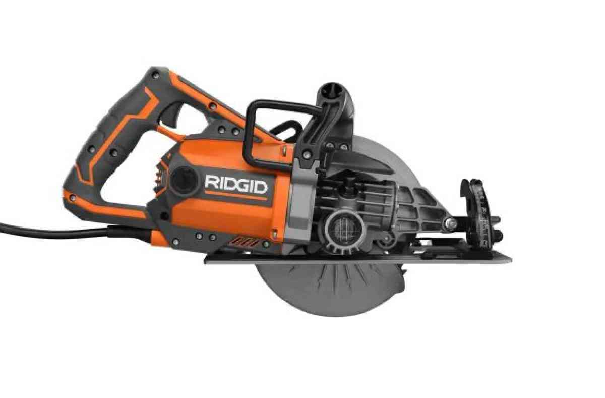 RIDGID THRUCOOL 15 AMP 714 IN WORM DRIVE CIRCULAR SAW - Las Vegas, Nevada