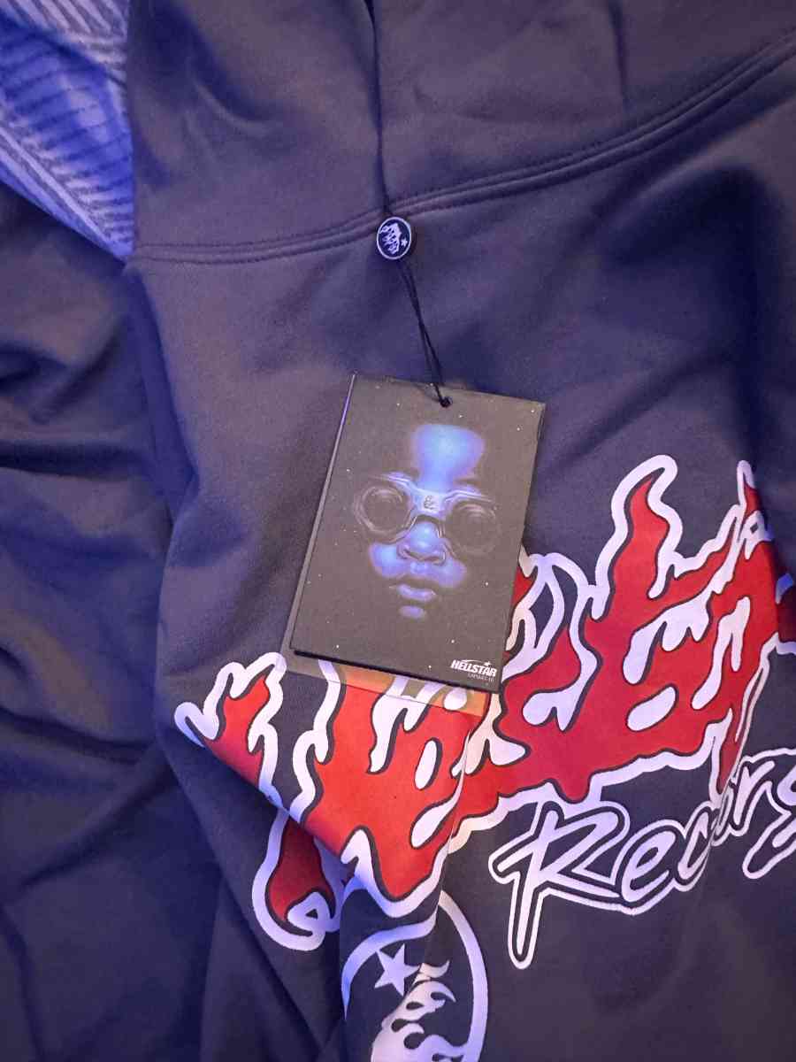 hellstar hoodie size medium - Goodlettsville, Tennessee - FleaMarketBay