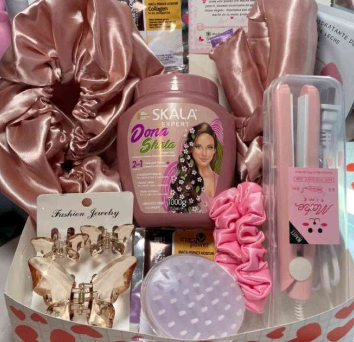 hair party combo - Alicia, Arkansas - FleaMarketBay