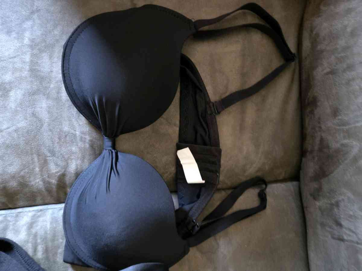 Sports bras and bras - Portland, Oregon - FleaMarketBay