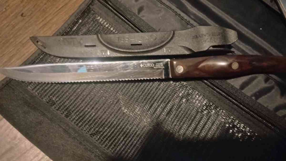 Cutco petite Carver - Forest, Mississippi