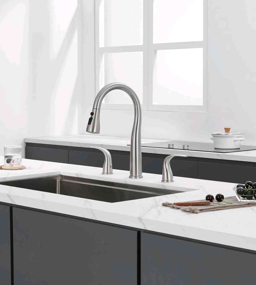 kitchen Faucet - Miami, Florida - FleaMarketBay