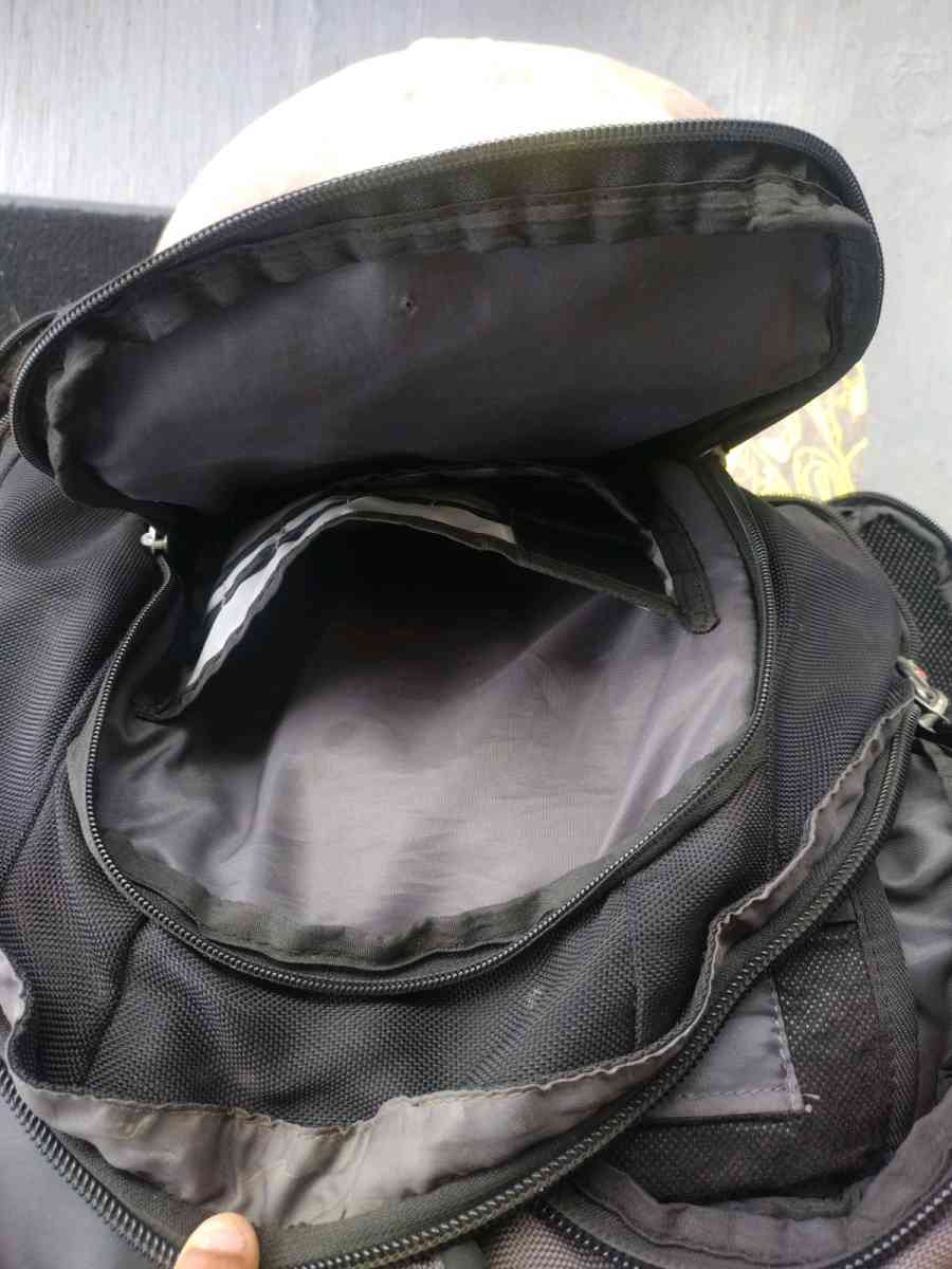 Backpack Swiss Gear Airflow Black Multi Compartments Lap Pad - Abington, Pennsylvania - FleaMarketBay
