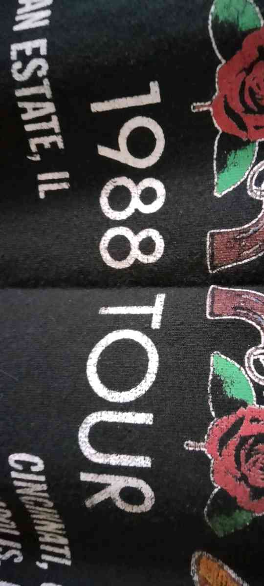 Guns N Roses 1988 Tour Tshirt - Norristown, Pennsylvania - FleaMarketBay