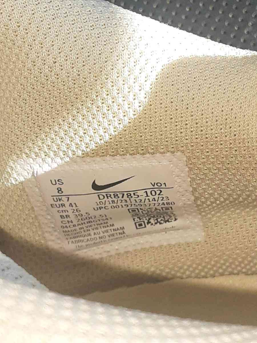 a pare of Nike for kid - Indianapolis, Indiana - FleaMarketBay