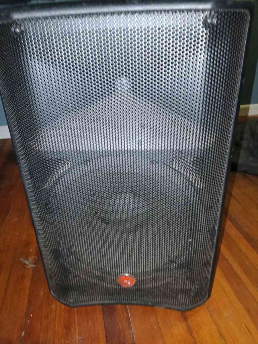 Professional Audio Set including a Harbinger PA and Alto sub - Saint Joseph, Missouri - FleaMarketBay