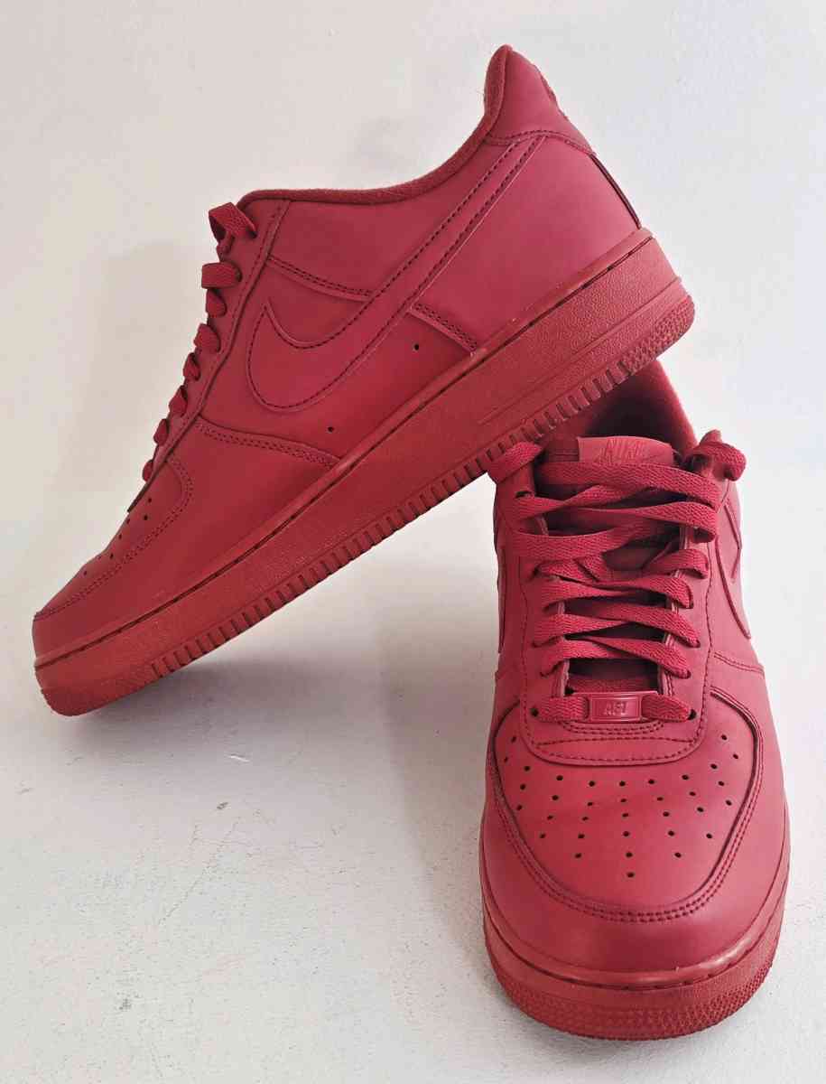 Nike Air Force 1 Low Mens Sneaker Triple Red Size 11 - Maywood, Illinois - FleaMarketBay