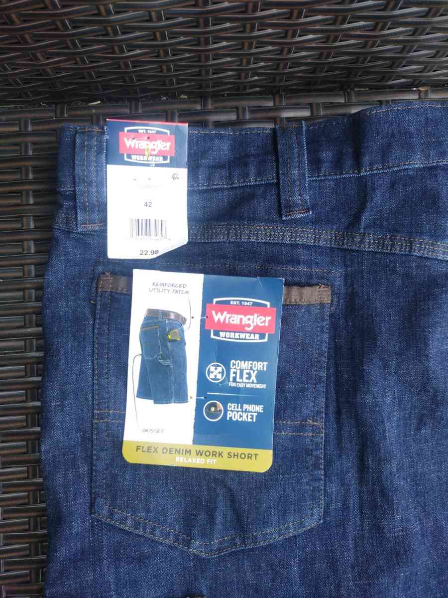wrangler flex Denim work shorts - Abington, Pennsylvania - FleaMarketBay
