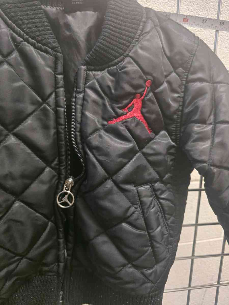 kids jordan JACKET size xs - Aurora, Colorado - FleaMarketBay