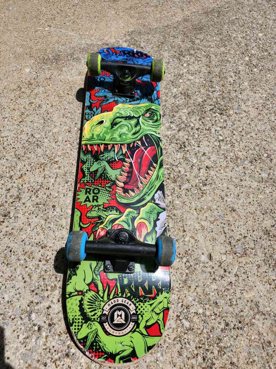 Skateboard - Denton, Texas - FleaMarketBay