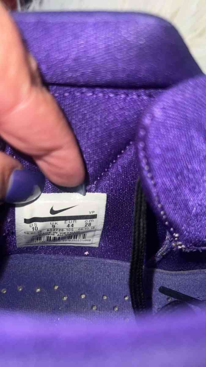 Size 10  Nike Zoom Kobe 1 Protro 2019 81 Points AQ2728105 - North Las Vegas, Nevada - FleaMarketBay
