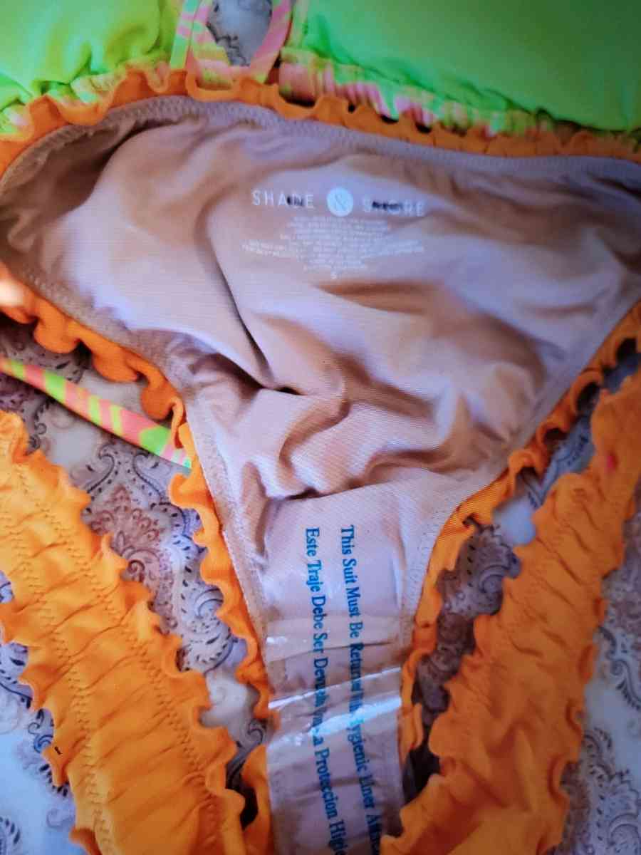 bikini - California City, California - FleaMarketBay