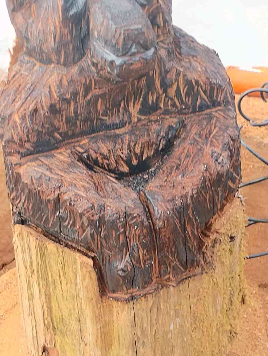 wood bench - Monroe, Washington - FleaMarketBay