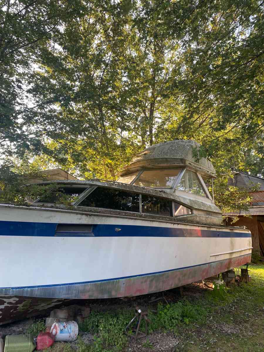 1966 Chris Craft Roamer - Erie, Michigan - FleaMarketBay