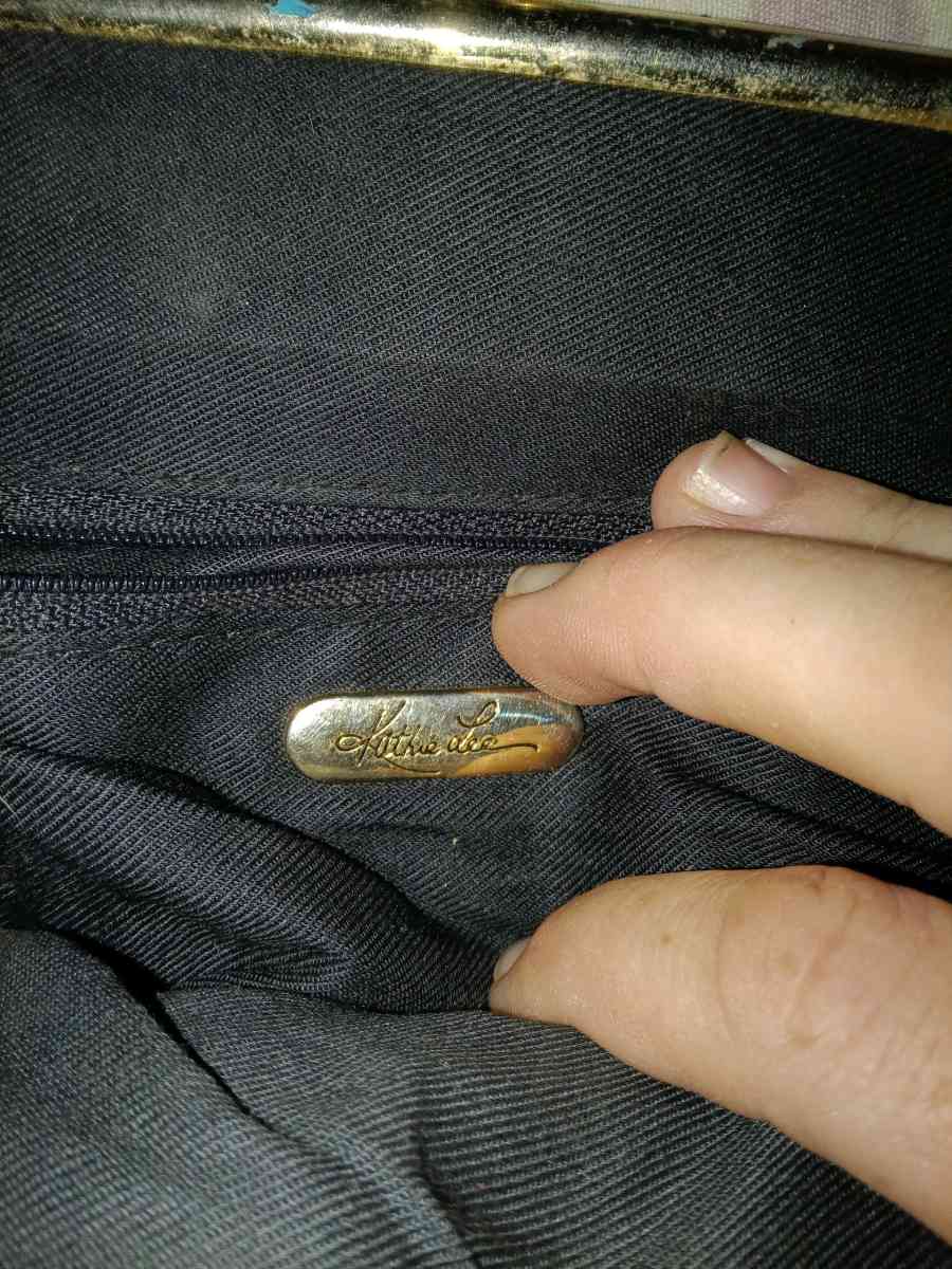 vintage Kathy Lee collection clutch bag - Calhoun City, Mississippi - FleaMarketBay