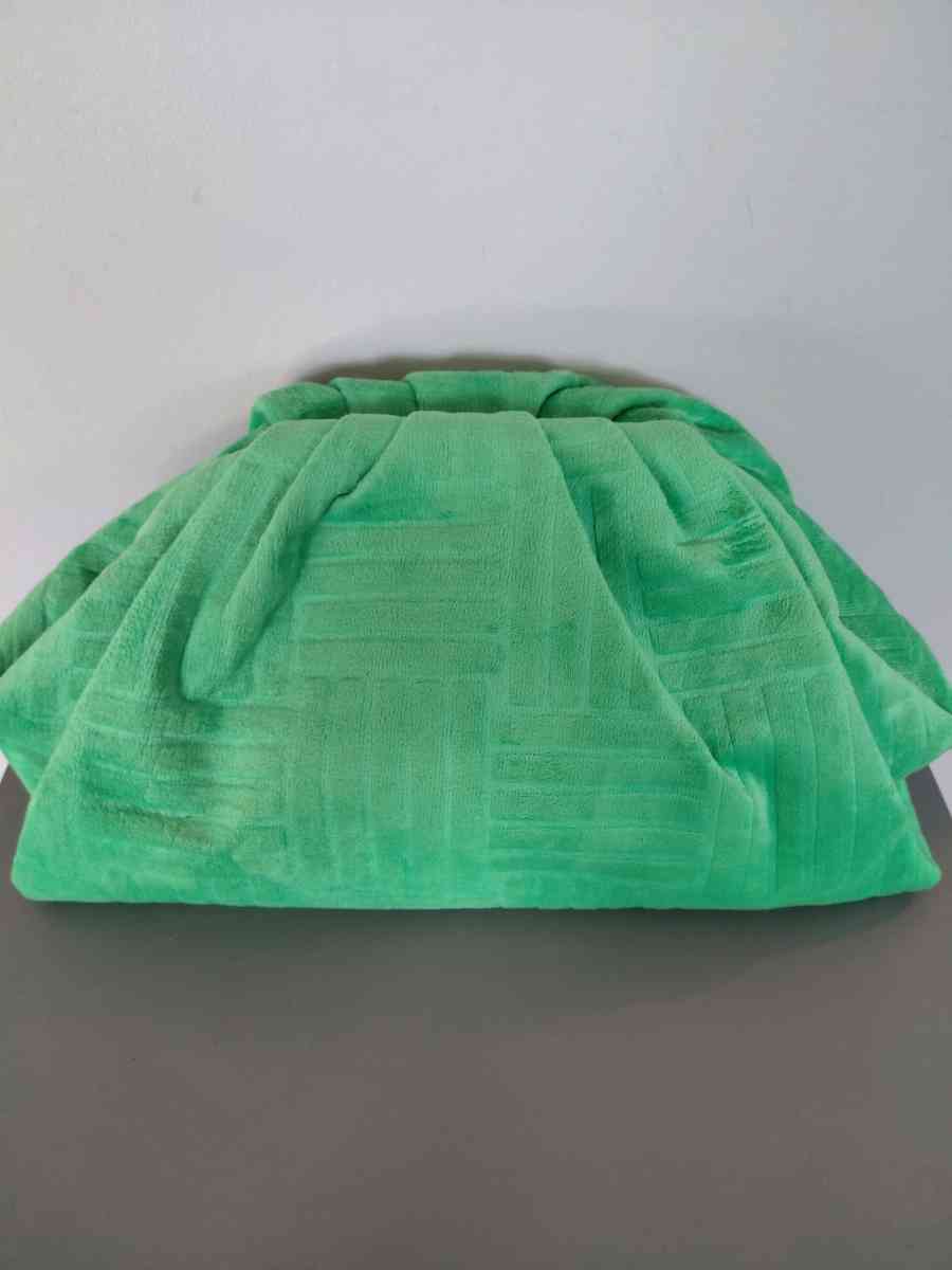 clutch - Jeffersonville, Indiana - FleaMarketBay