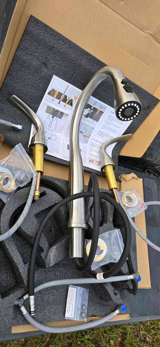 kitchen Faucet - Miami, Florida - FleaMarketBay