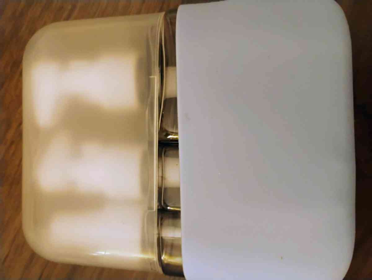 traveling toiletry bottles