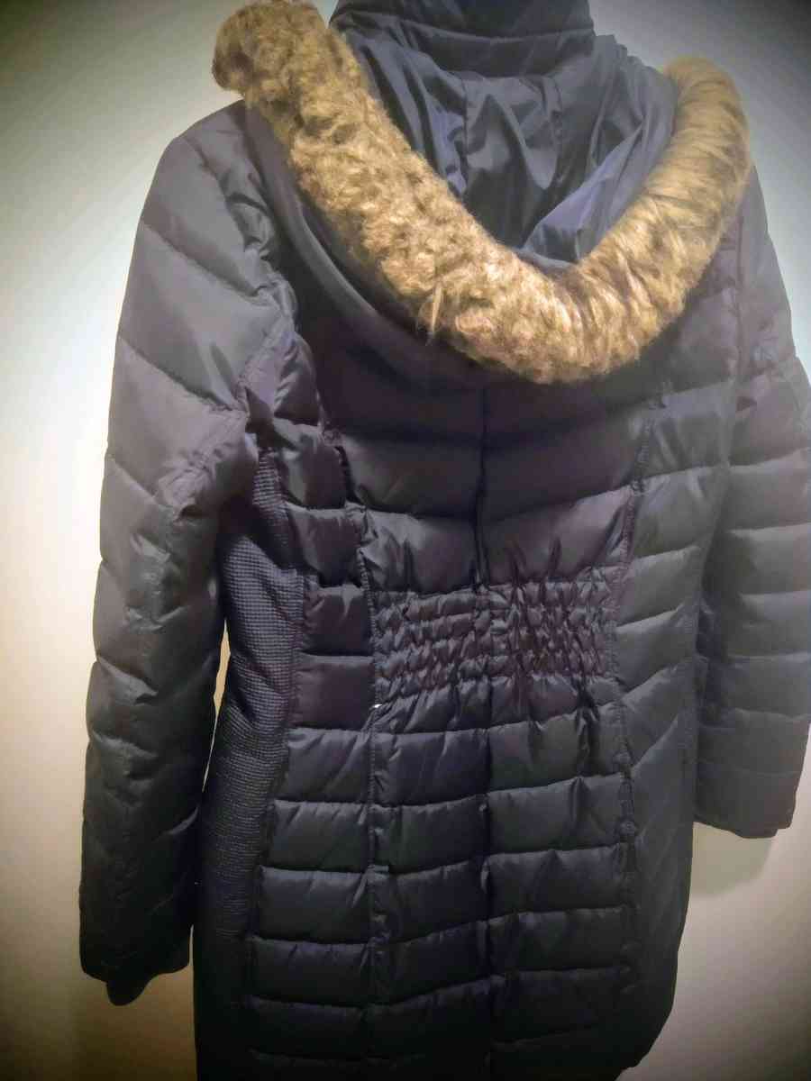 MICHAEL KORS Medium Dark Blue Winter Coat - Clarendon Hills, Illinois - FleaMarketBay