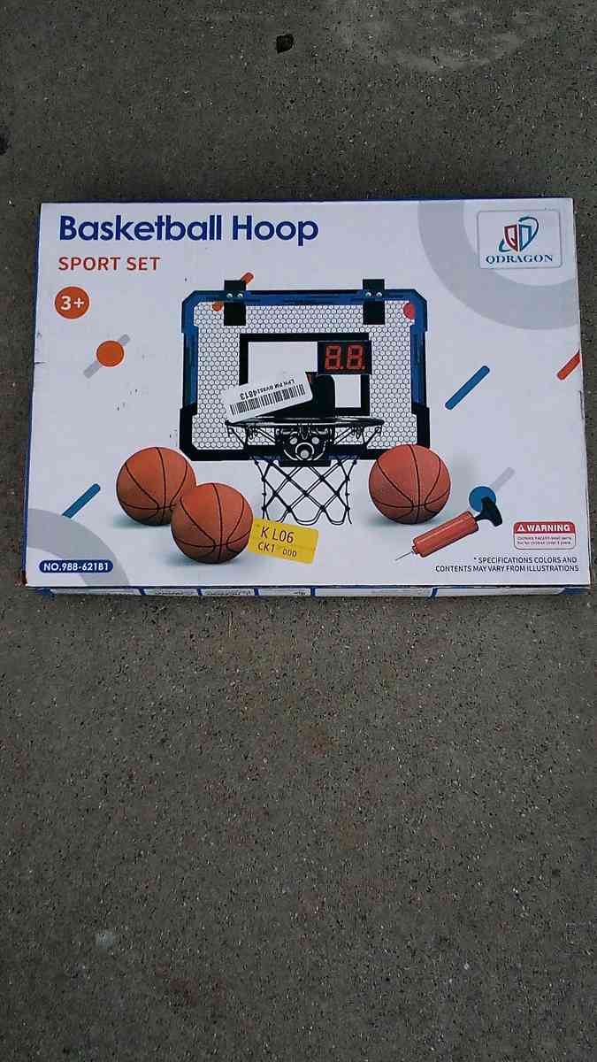 DIGITAL PORTABLE SCORING BASKETBALL HOOP