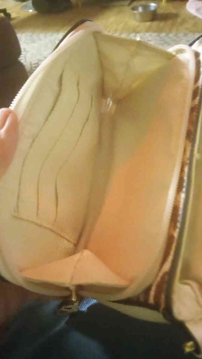 Leopard print small shoulder purse - Marmaduke, Arkansas - FleaMarketBay