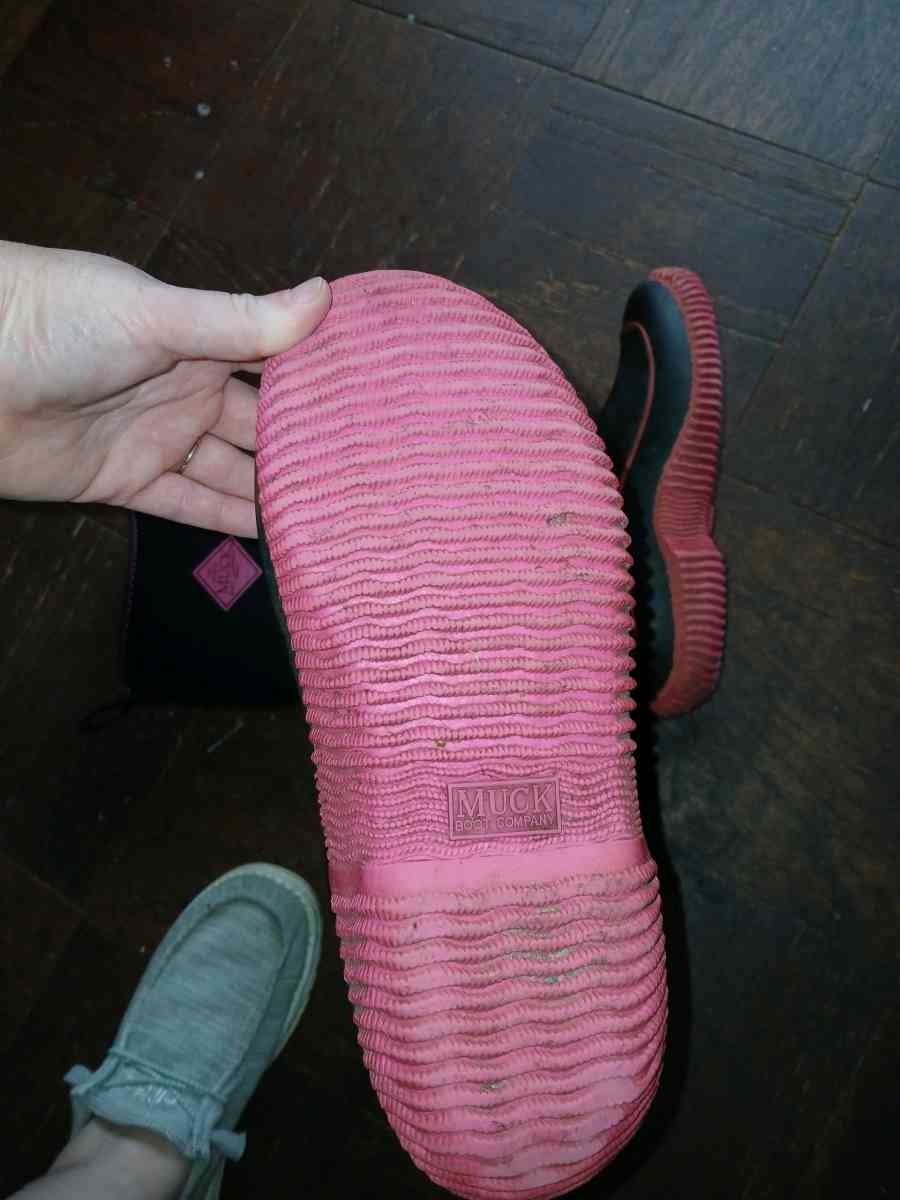 womens muck boots - Dublin, Georgia - FleaMarketBay