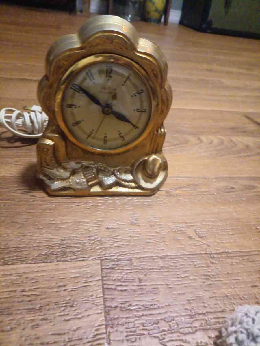 1950s United clock brass finish - Camden, Ohio - FleaMarketBay