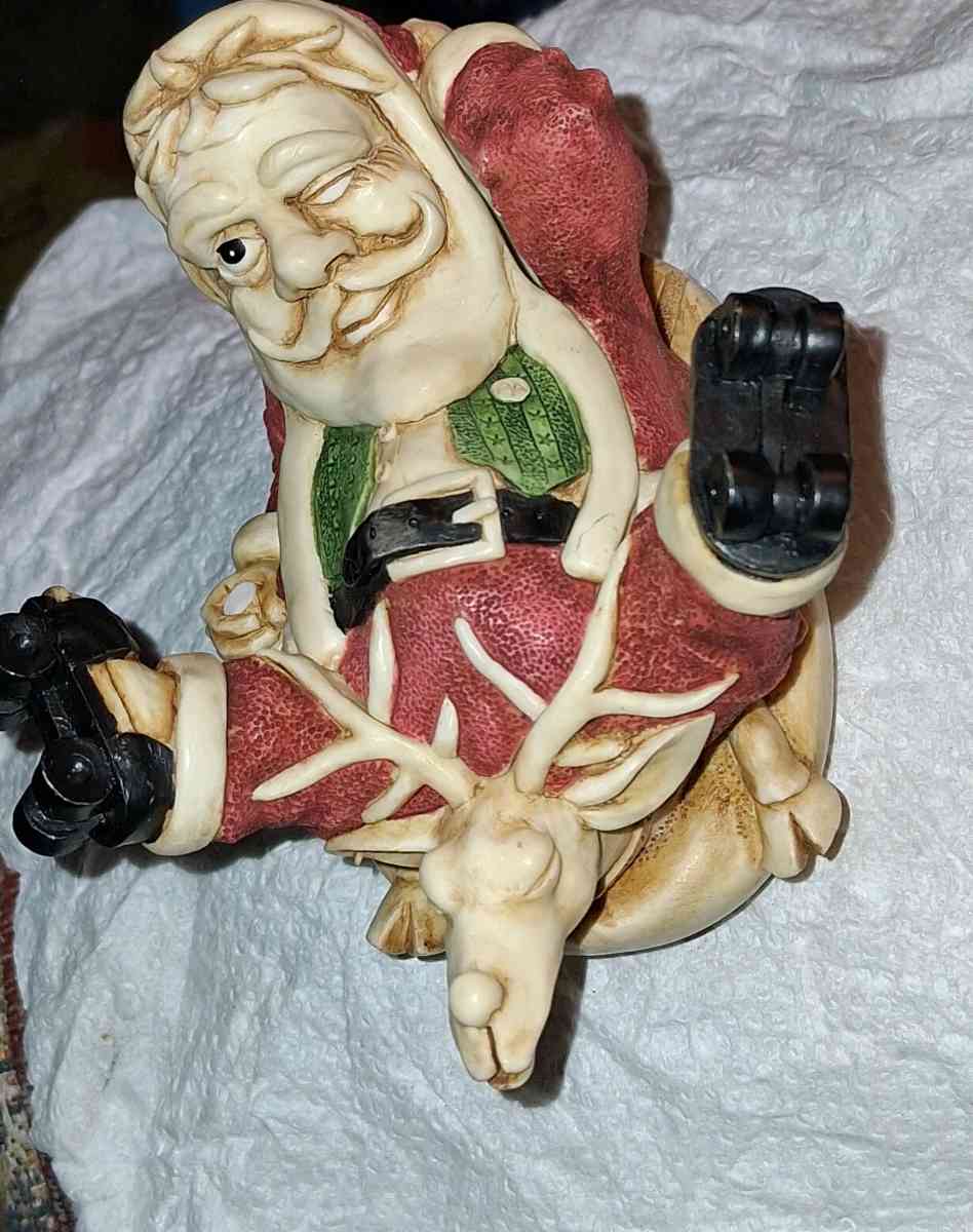 Harmony Kingdom collection 1999 Holy Roller - Kent, Ohio