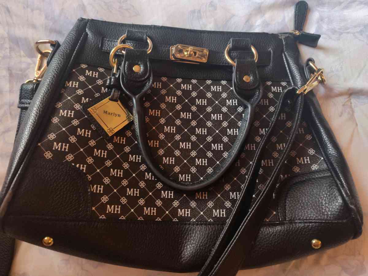 Purses - Cross Plains, Tennessee