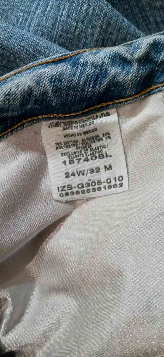 Womens Plus Size Denim Jeans 24w - Dane, Wisconsin - FleaMarketBay